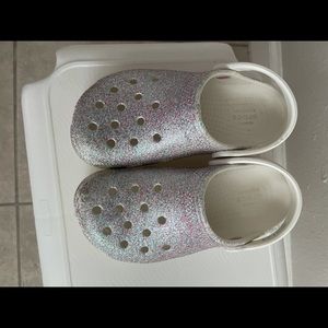 Little girls gently used crocs